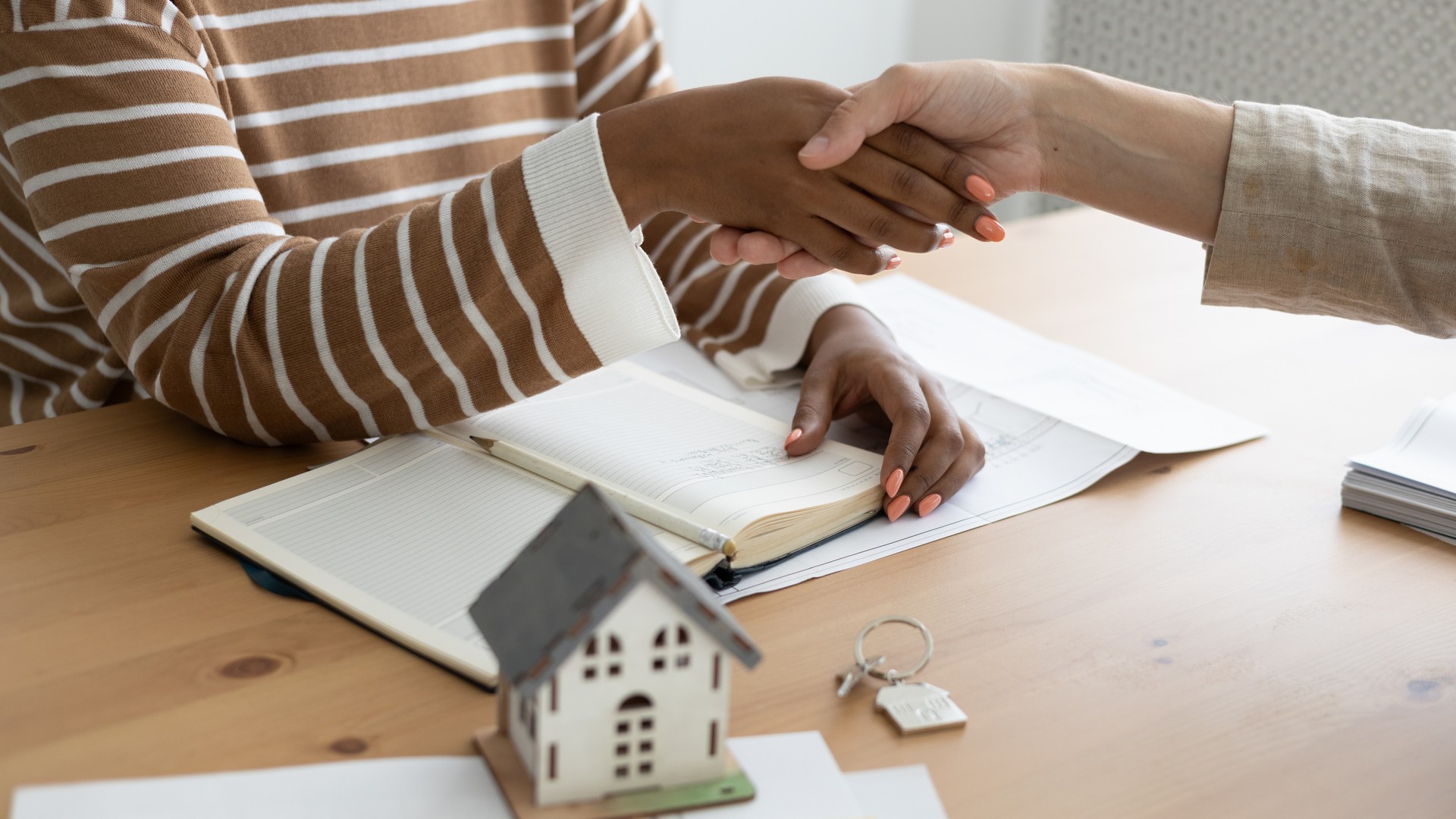 Closing attorney table real estate
